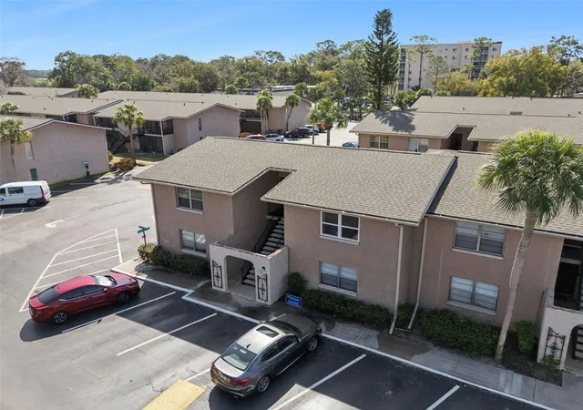 Photo 3 of Condo for sale at 1158 Calle Del Norte #C, Casselberry, FL 32707 | MLS# O6447042 | Listing updated on 2026-10-04