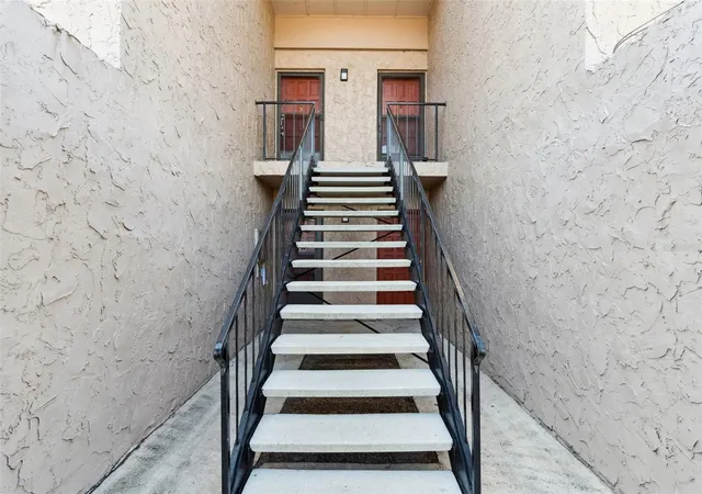 Photo 4 of Condo for sale at 1158 Calle Del Norte #C, Casselberry, FL 32707 | MLS# O6447042 | Listing updated on 2026-10-04