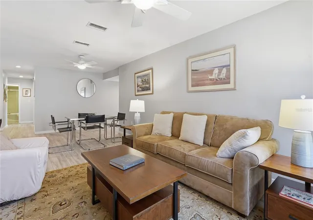 Photo 4 of Single family home for sale at 1634 Dale Cir N, Dunedin, FL 34698 | MLS# TB8554639 | Listing updated on 2026-10-04