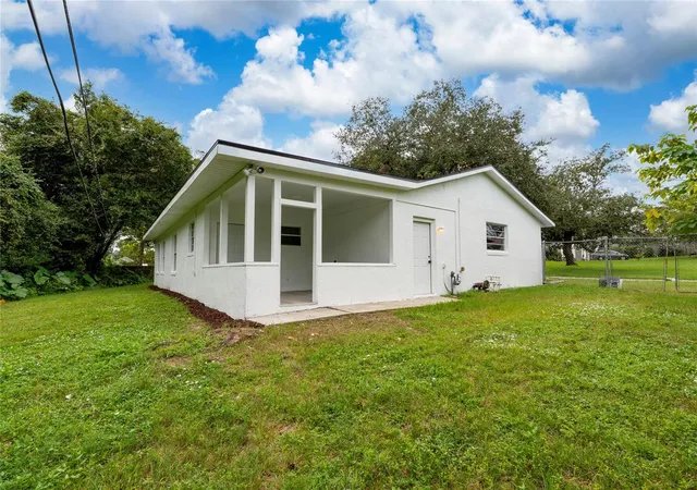 Photo 4 of Single family home for sale at 601 Hillcrest Ave, Titusville, FL 32796 | MLS# O6447043 | Listing updated on 2026-10-08