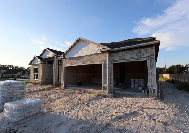 Photo 2 of Single family home for sale at 17007 Overstory Rd, Orlando, FL 32820 | MLS# O6447046 | Listing updated on 2026-10-07