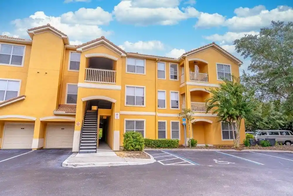 Listing Photo 1 - Condo for sale in 8842 Villa Vw Cir located at 8842 Villa Vw Cir, Orlando, FL 32821 - Unit #106
