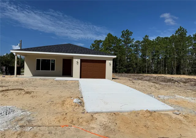 Single family home for sale at 15390 NE 5th Street, WILLISTON, FL 32696 | MLS# GC543949
