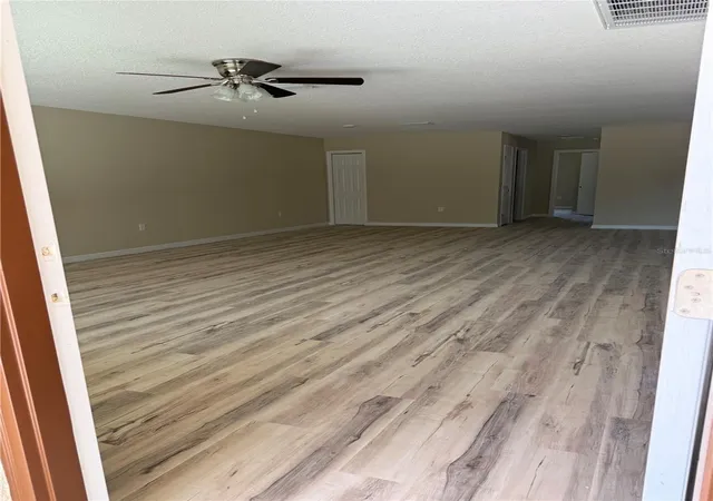 Photo 3 of Single family home for sale at 15390 NE 5th Street, Williston, FL 32696 | MLS# GC543949 | Listing updated on 2026-10-07