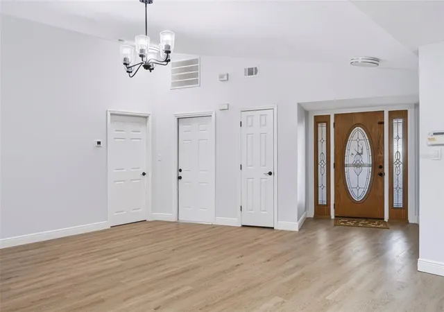 Photo 3 of Single family home for sale at 1910 Long Pond Dr, Longwood, FL 32779 | MLS# O6447061 | Listing updated on 2026-10-20