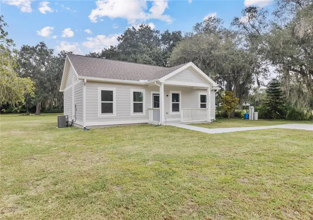 Photo 2 of Single family home for sale at 2460 SW County Rd 760a, Arcadia, FL 34266 | MLS# C7531530 | Listing updated on 2026-10-04