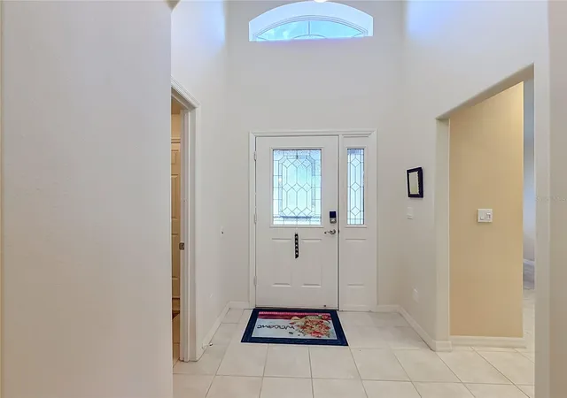 Photo 3 of Single family home for sale at 5401 Aurora Dr, Leesburg, FL 34748 | MLS# G5118590 | Listing updated on 2026-10-04