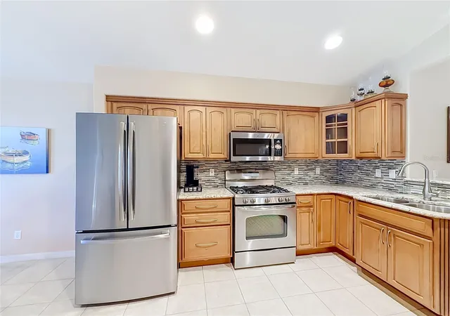 Photo 4 of Single family home for sale at 5401 Aurora Dr, Leesburg, FL 34748 | MLS# G5118590 | Listing updated on 2026-10-04