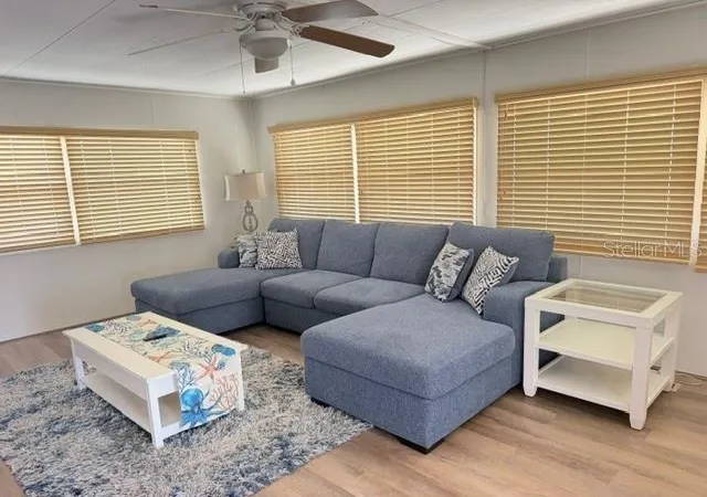 Photo 2 of Manufactured home for sale at 125 Park Ave, Venice, FL 34285 | MLS# N6146044 | Listing updated on 2026-10-06
