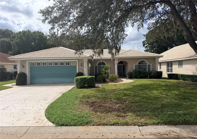 Single family home for sale at 208 Golf Aire Blvd, WINTER HAVEN, FL 33884 | MLS# P4940066