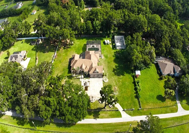 Photo 1 of Mansion for sale at 2065 Sw 80th Street, Ocala, FL 34476 | MLS# O6447071 | Listing updated on 2026-10-21