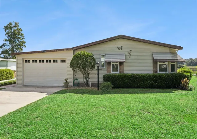 Manufactured home for sale at 25038 Clifford Hl, LEESBURG, FL 34748 | MLS# G5118597