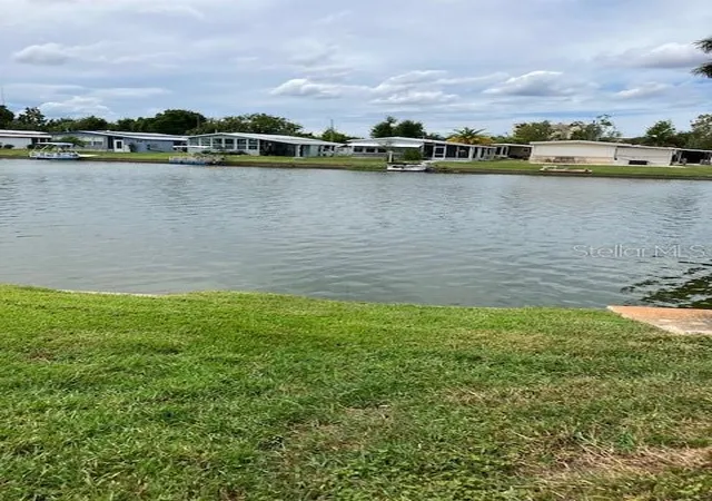Photo 2 of Manufactured home for sale at 3211 Southport Dr, Holiday, FL 34690 | MLS# TB8554656 | Listing updated on 2026-10-04