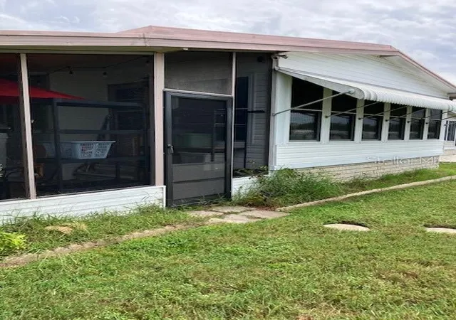 Photo 3 of Manufactured home for sale at 3211 Southport Dr, Holiday, FL 34690 | MLS# TB8554656 | Listing updated on 2026-10-04