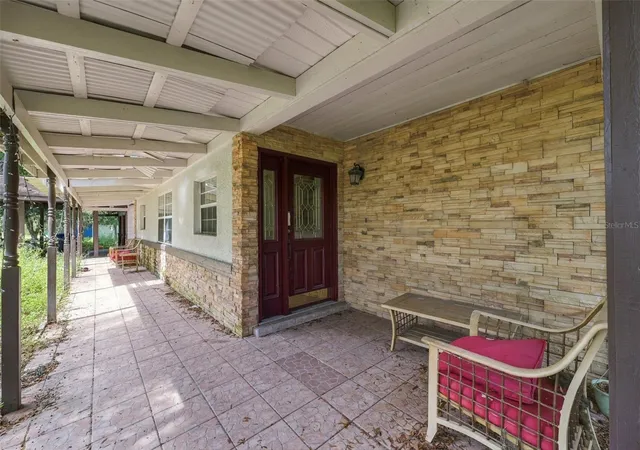 Photo 4 of Single family home for sale at 15499 Oakcrest Cir, Brooksville, FL 34604 | MLS# W7890059 | Listing updated on 2026-10-07