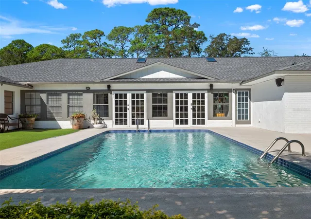 Photo 3 of Single family home for sale at 1 Cunningham Ln, Debary, FL 32713 | MLS# O6447079 | Listing updated on 2026-10-04