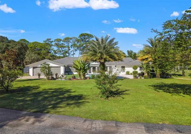 Photo 4 of Single family home for sale at 1 Cunningham Ln, Debary, FL 32713 | MLS# O6447079 | Listing updated on 2026-10-04