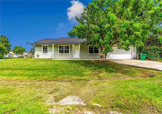Photo 2 of Single family home for sale at 1131 Sw London Ln, Port Saint Lucie, FL 34953 | MLS# S5158833 | Listing updated on 2026-10-04
