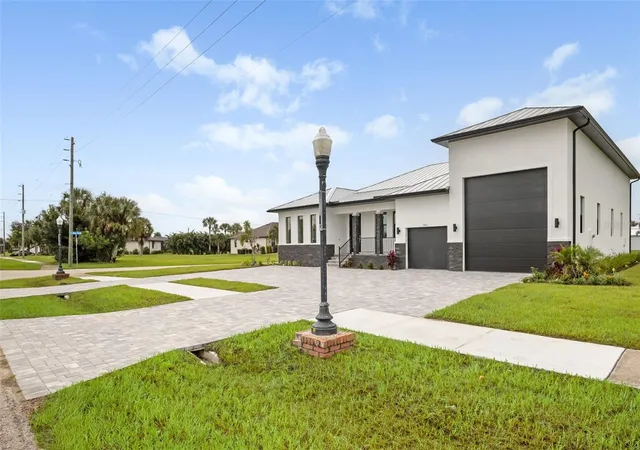 Photo 3 of Single family home for sale at 801 Royal Poinciana, Punta Gorda, FL 33955 | MLS# A4708406 | Listing updated on 2026-10-08