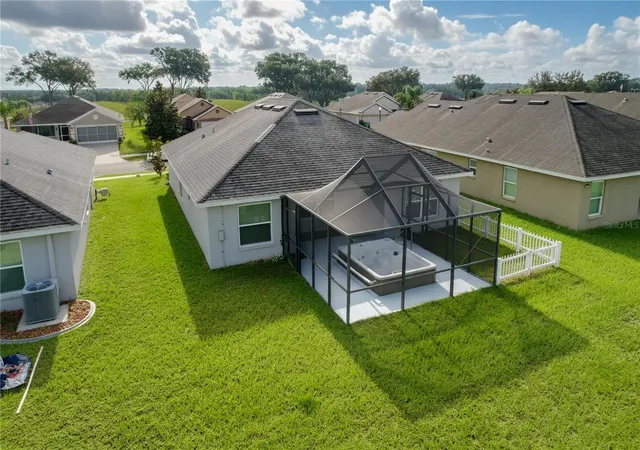 Photo 3 of Single family home for sale at 7029 Wirevine Dr, Brooksville, FL 34602 | MLS# TB8554671 | Listing updated on 2026-10-07