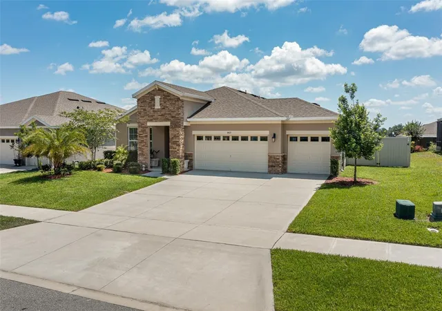 Photo 2 of Single family home for sale at 4419 Linwood Tr Ln, Clermont, FL 34711 | MLS# O6447081 | Listing updated on 2026-10-04