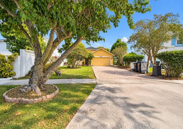 Photo 1 of Single family home for sale at 12315 Kenton Ct, Orlando, FL 32837 | MLS# O6447084 | Listing updated on 2026-10-04