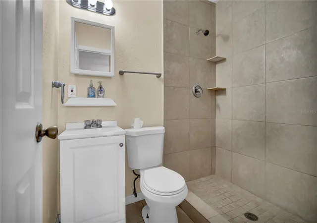 Photo 19 of Single family home for sale at 12315 Kenton Ct, ORLANDO, FL 32837 | MLS# O6447084 | Listing updated on 2026-10-04