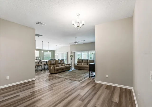 Photo 4 of Single family home for sale at 621 Cherry Crk Way, The Villages, FL 34762 | MLS# G5118604 | Listing updated on 2026-10-04