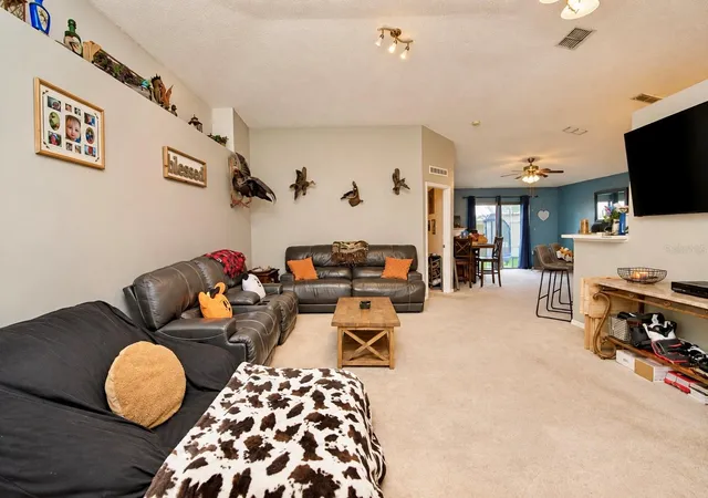 Photo 3 of Single family home for sale at 1620 Cor Meadow Cir, Orlando, FL 32820 | MLS# O6447092 | Listing updated on 2026-10-07