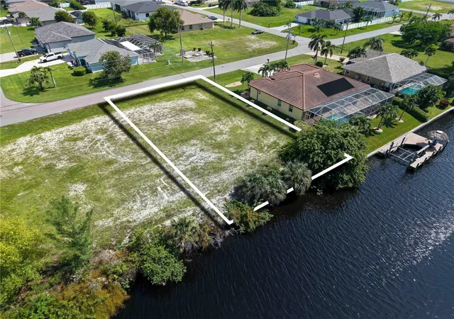 Photo 3 of Land for sale at 3818 Sw 19th Place, Cape Coral, FL 33914 | MLS# R4912095 | Listing updated on 2026-10-10
