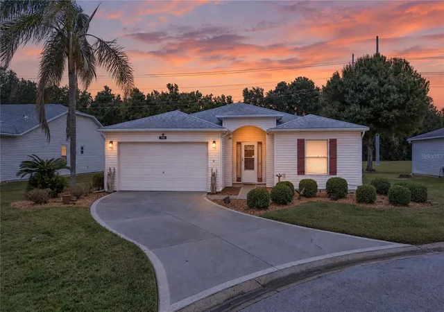 Photo 2 of Single family home for sale at 1145 Eagles Landing, Leesburg, FL 34748 | MLS# G5118606 | Listing updated on 2026-10-08