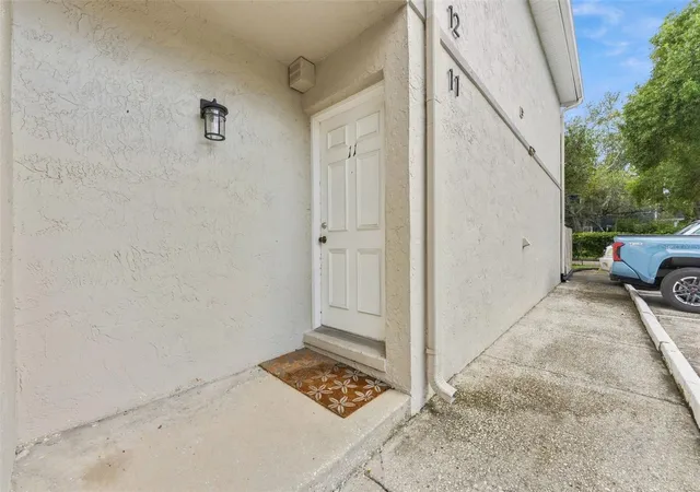 Photo 2 of Condo for sale at 1011 S Moody Ave #11, Tampa, FL 33629 | MLS# TB8554694 | Listing updated on 2026-10-04