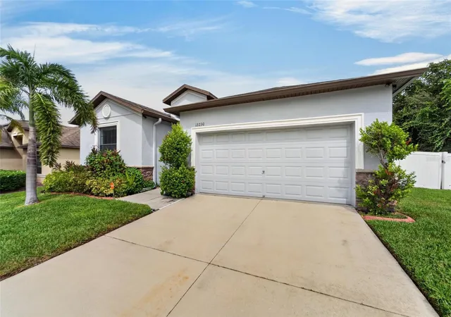 Photo 4 of Single family home for sale at 13230 Wellington Hills Dr, Riverview, FL 33579 | MLS# TB8554695 | Listing updated on 2026-10-05