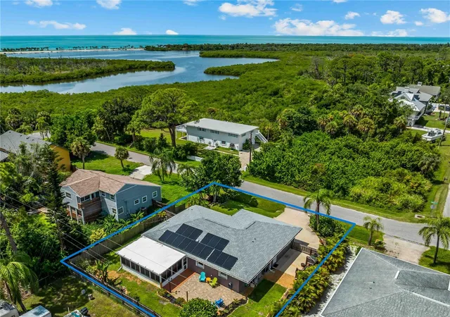 Photo 1 of Single family home for sale at 1477 Hudson Rd, Venice, FL 34293 | MLS# N6146050 | Listing updated on 2026-10-10