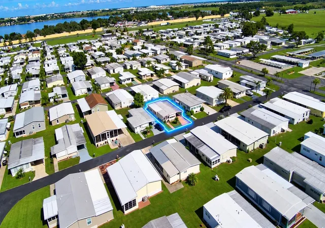 Photo 3 of Manufactured home for sale at 209 Orchid Ter, Haines City, FL 33844 | MLS# P4940069 | Listing updated on 2026-10-07