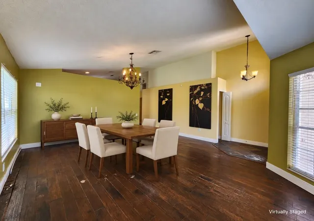 Photo 3 of Single family home for sale at 30702 Iverson Dr, Wesley Chapel, FL 33543 | MLS# W7890064 | Listing updated on 2026-10-04