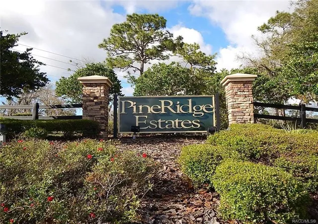 Photo 3 of Single family home for sale at 4622 N Pink Poppy Dr, Beverly Hills, FL 34465 | MLS# OM733420 | Listing updated on 2026-10-08