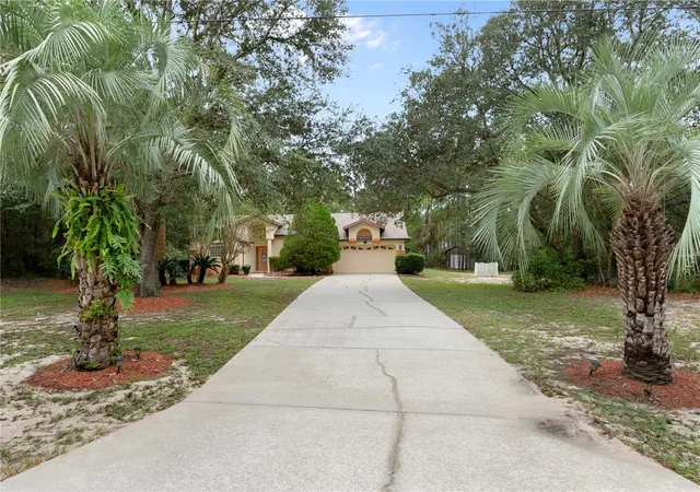 Photo 3 of Single family home for sale at 4622 N Pink Poppy Dr, Beverly Hills, FL 34465 | MLS# OM733420 | Listing updated on 2026-10-08