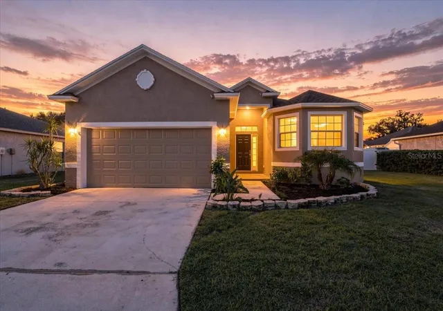 Photo 2 of Single family home for sale at 5014 Yellowtop Loop, Lakeland, FL 33811 | MLS# L4965532 | Listing updated on 2026-10-05