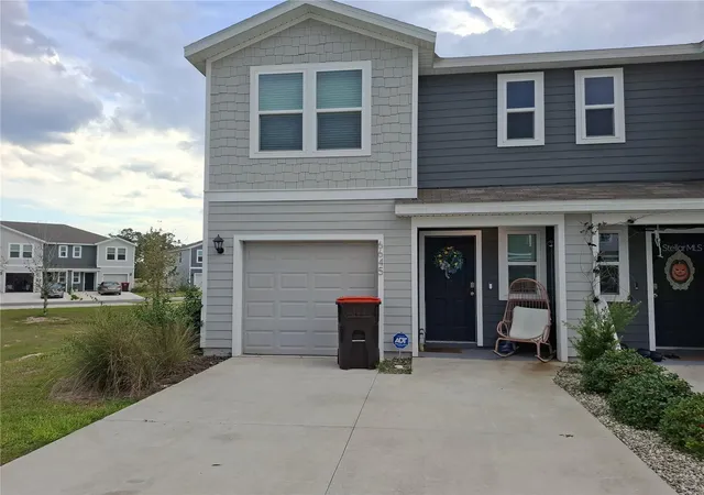 Photo 1 of Townhouse for sale at 6645 Sw 81st Loop, Ocala, FL 34476 | MLS# OM733421 | Listing updated on 2026-10-09