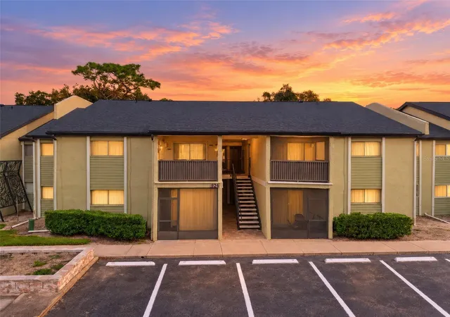 Condo for sale at 924 Lake Destiny Rd #F, ALTAMONTE SPRINGS, FL 32714 | MLS# O6447111