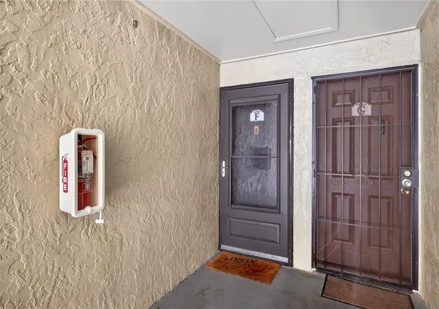 Photo 3 of Condo for sale at 924 Lake Destiny Rd #F, Altamonte Springs, FL 32714 | MLS# O6447111 | Listing updated on 2026-10-04