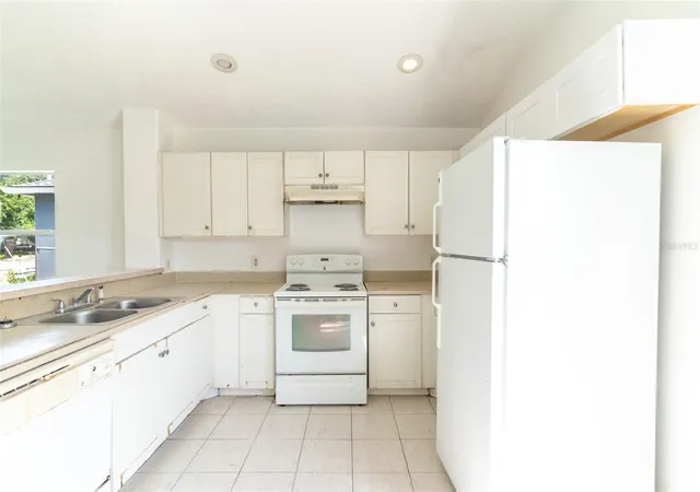 Photo 4 of Single family home for sale at 183 Osprey Hts Dr, Winter Haven, FL 33880 | MLS# L4965534 | Listing updated on 2026-10-09