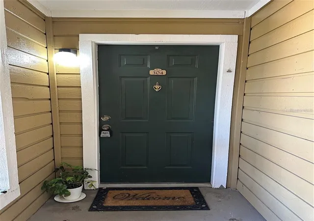 Photo 2 of Condo for sale at 5601 Rosebriar Way #S304, Orlando, FL 32822 | MLS# S5158845 | Listing updated on 2026-10-04