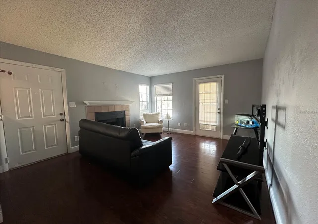 Listing Photo 4 - Condo for sale in building located at 5601 Rosebriar Wy, Orlando, FL 32822 - Unit #S304