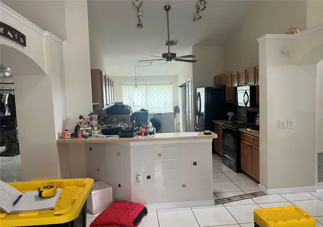 Photo 4 of Single family home for sale at 2502 Crown Ridge Cir, Kissimmee, FL 34744 | MLS# S5158846 | Listing updated on 2026-10-04
