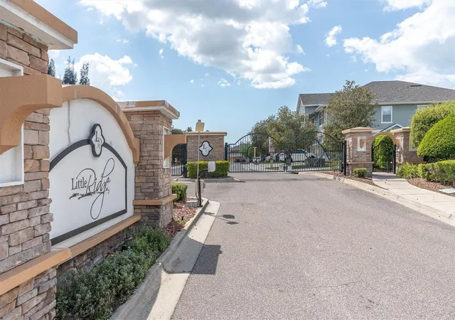 Photo 2 of Townhouse for sale at 7604 Red Ml Cir, New Port Richey, FL 34653 | MLS# TB8554720 | Listing updated on 2026-10-07
