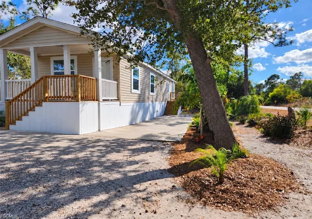 Manufactured home for sale at 27029 Sumatra Dr, PUNTA GORDA, FL 33955 | MLS# C7531532