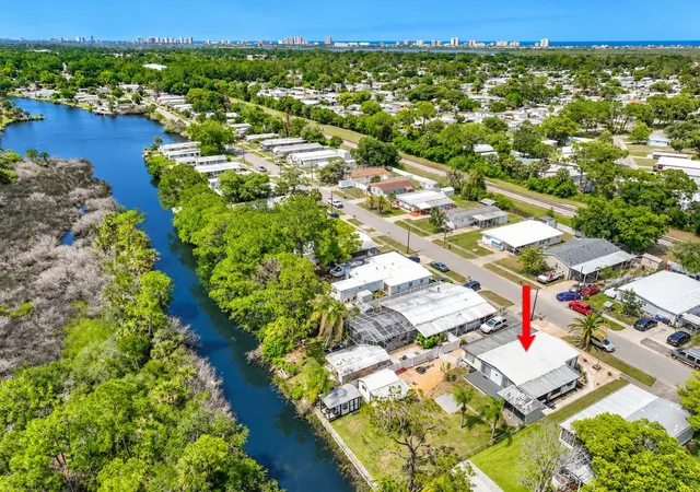 Photo 1 of Manufactured home for sale at 5660 Wood St, Port Orange, FL 32127 | MLS# O6447121 | Listing updated on 2026-10-04