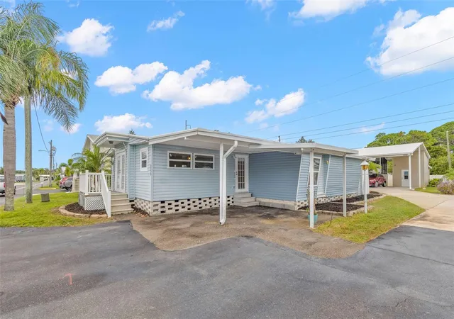 Photo 2 of Manufactured home for sale at 6830 Americana Dr Ne #127, Saint Petersburg, FL 33702 | MLS# TB8554729 | Listing updated on 2026-10-04